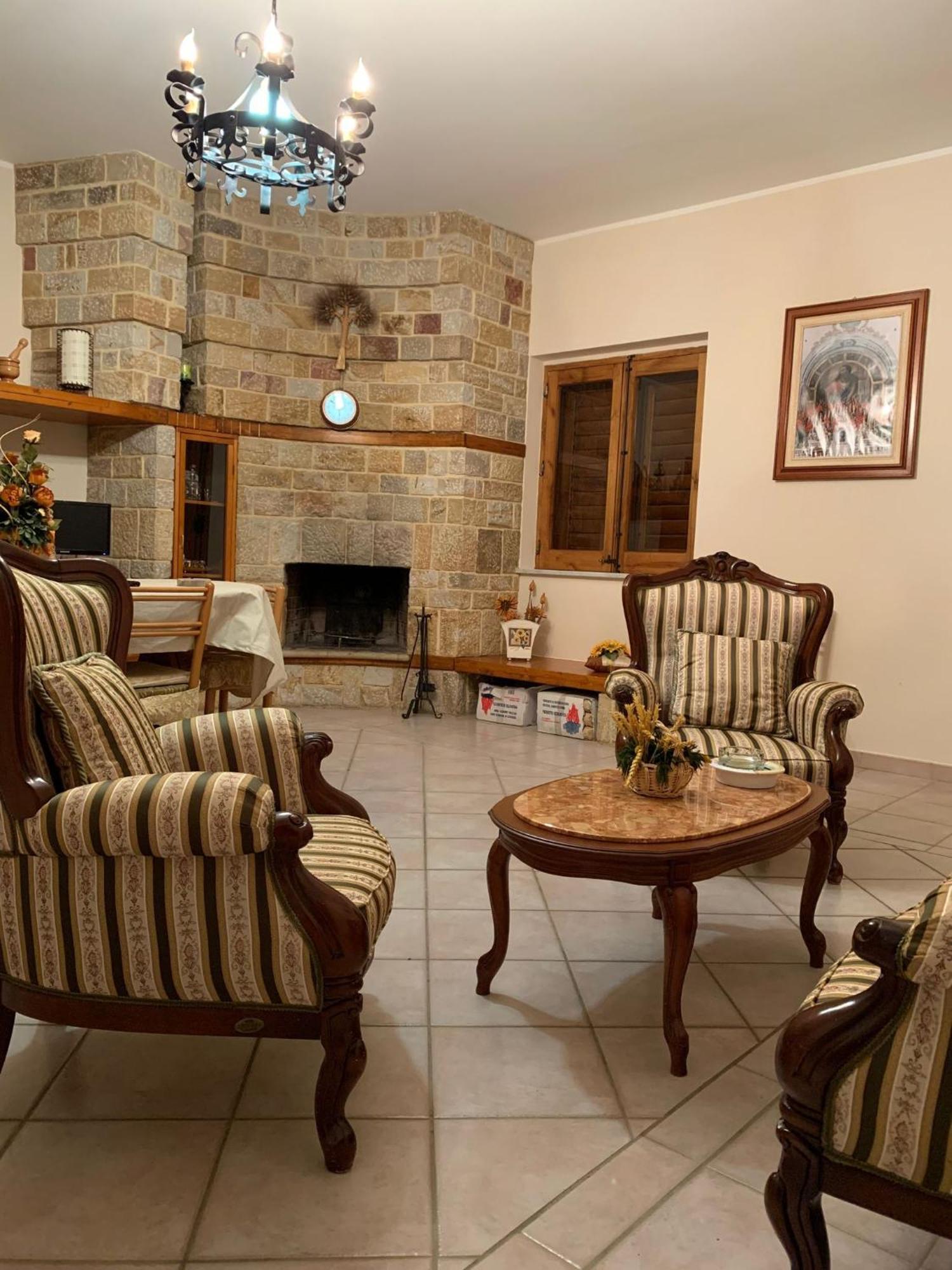 Casa Vacanze Villa Mariano Ганджи Екстериор снимка